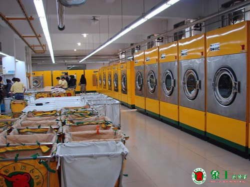 在小區(qū)開干洗店合適嗎？